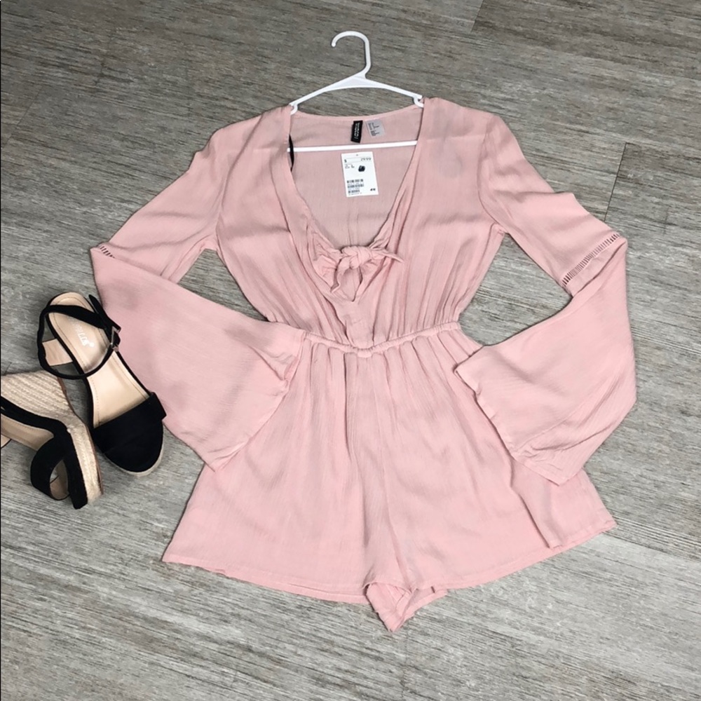 NWT H&M Romper ☀️ HM02